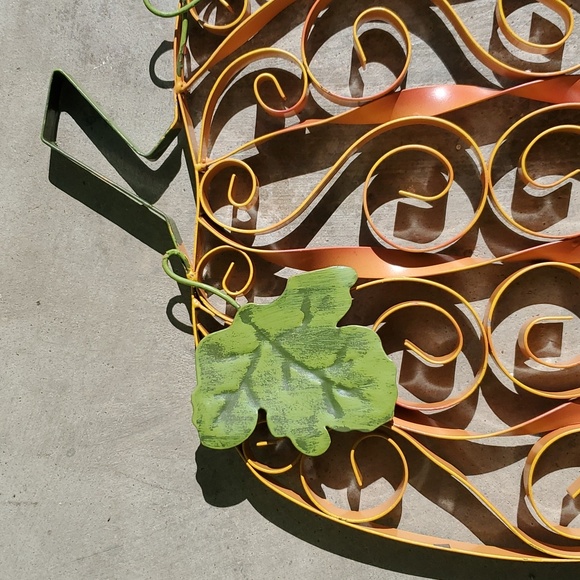 Pumpkin shape metal scrolls New Home Interiors 12.5 x 18" might have 3 available - Picture 2 of 8